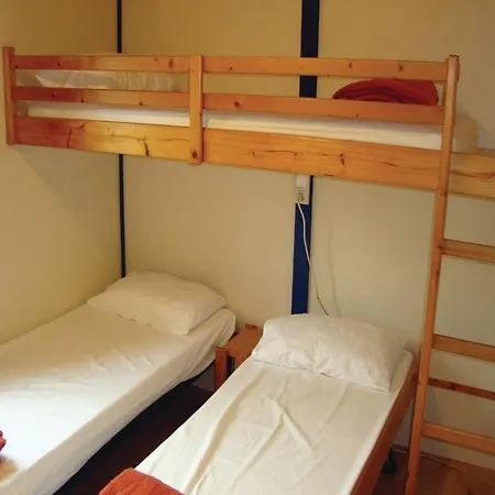 Two-bedroom Holiday In Semesterbostad Carcassonne