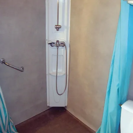 Two-bedroom Holiday In Carcassonne